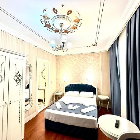 Alyon Hotel Taksim Istanboel Buitenkant foto