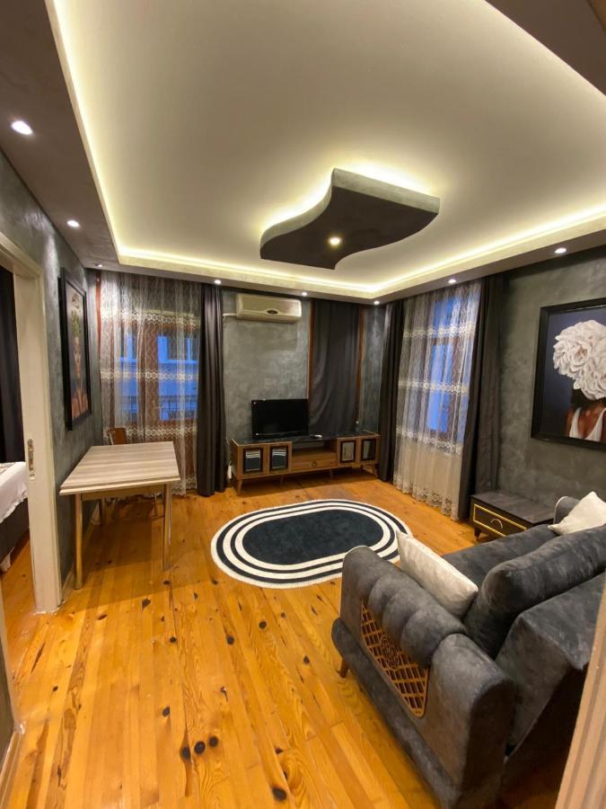 Alyon Hotel Taksim Istanboel Buitenkant foto